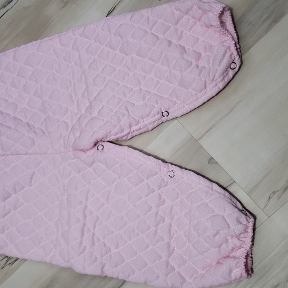 Vintage Pink with White Dots Quilted Ruffled Strap Overalls 18 Months - Picture 4 of 8